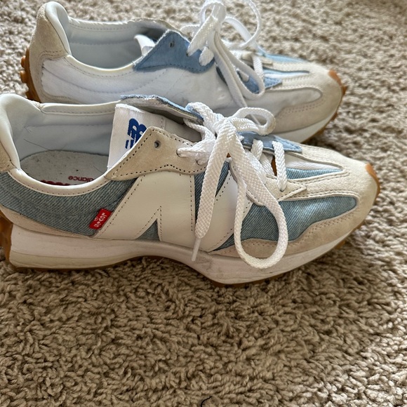 New Balance x Levi’s 327 - Picture 3 of 7